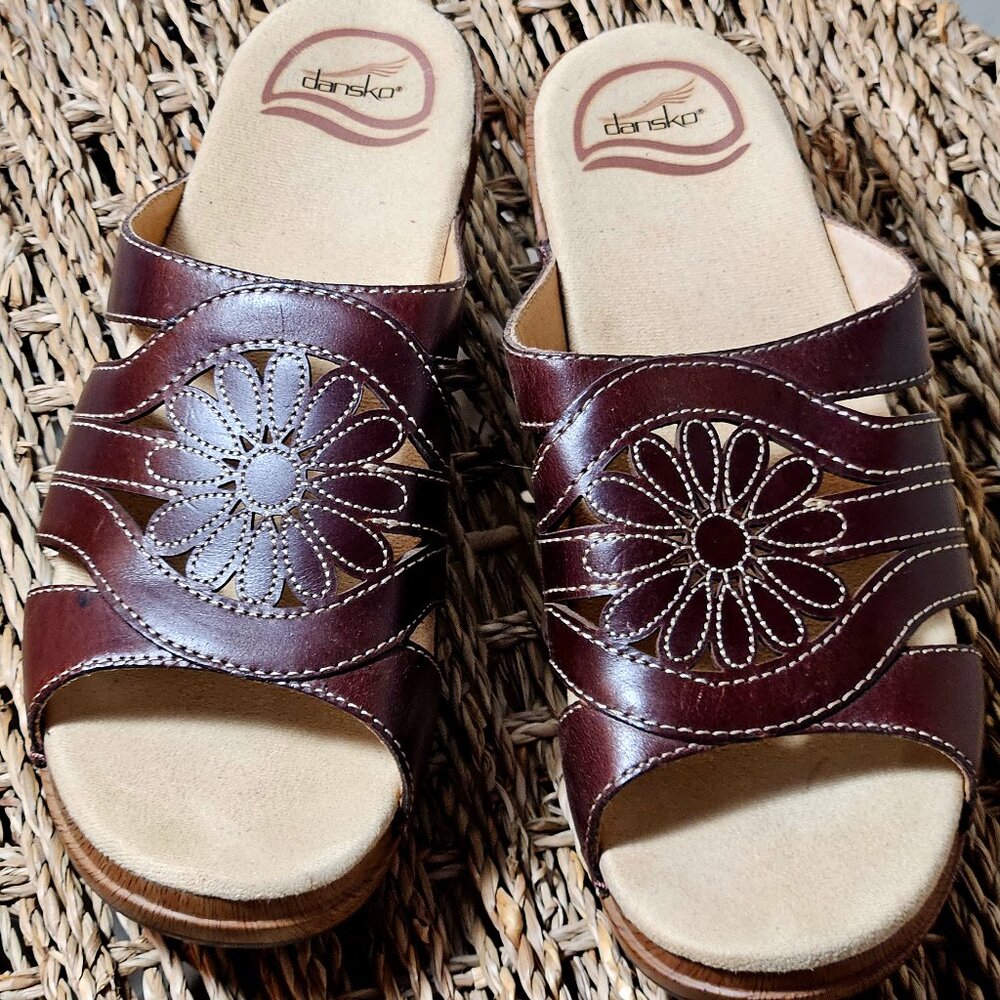 DANSKO Brown Flower Sandals, Women's size EU 38/ US 7.5